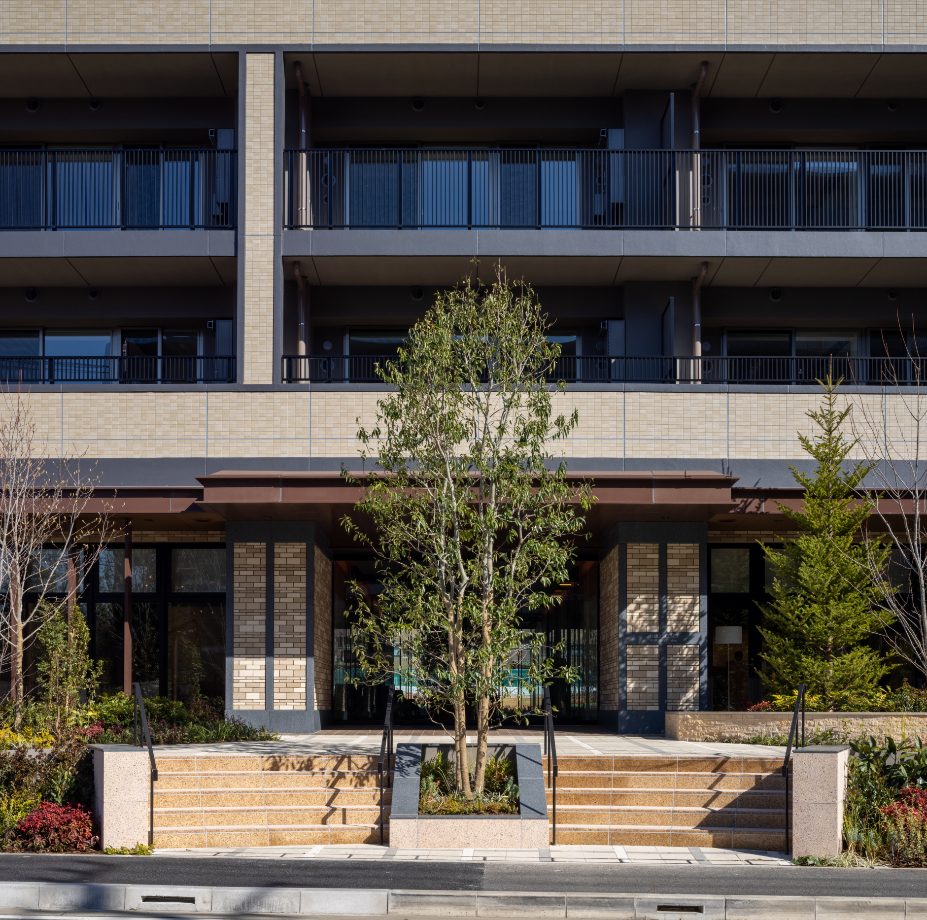 デュオセーヌ横浜川和町ガーデンのサブ写真1